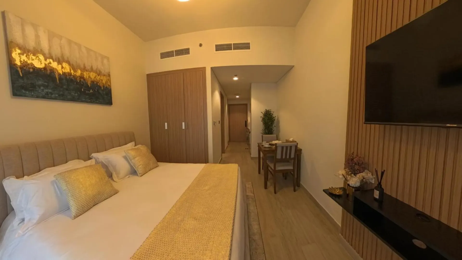 Modern Studio In Azizi Riviera, Meydan location
