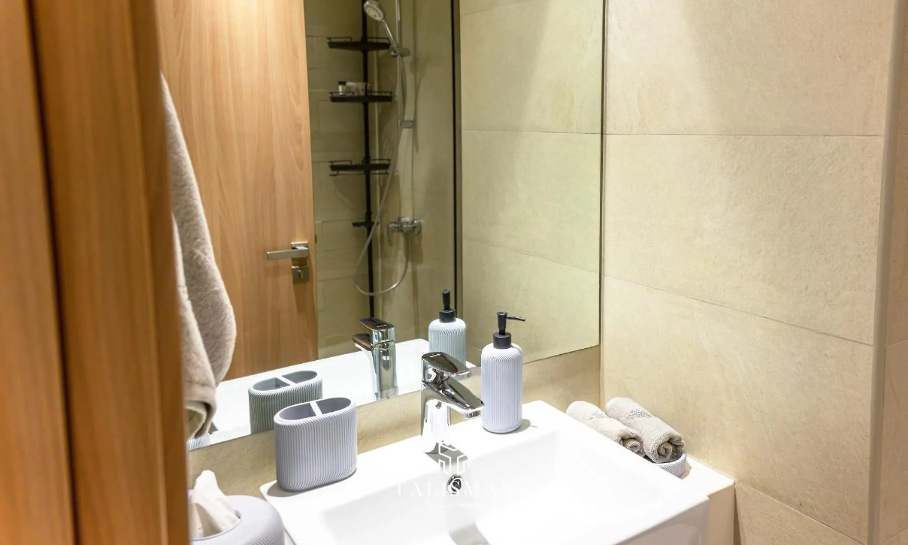 Modern Studio In Azizi Riviera, Meydan Dubai 0*,  Förenade Arabemiraten